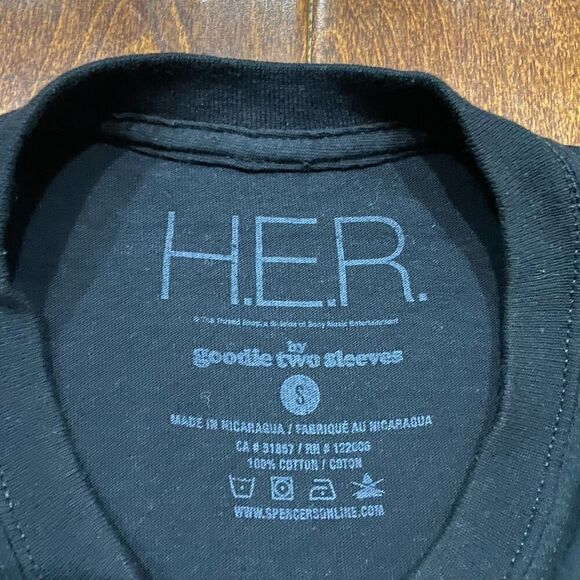 HER Official Merch I Used To Know H.E.R. Black Tee T-Shirt Women's Size Small - Picture 6 of 8